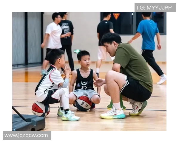 球员个人能力与团队协作如何共同推动赛季表现的提升与突破 球员个人能力与团队协作如何共同推动赛季表现的提升与突破